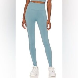 NWT Spiritual Gangster Icon High Waisted Legging size Med/Lg Lake Como